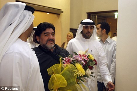 馬拉多納抵達(dá)迪拜受捧 開(kāi)啟執(zhí)教新生涯