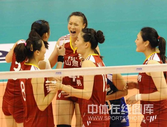 女排大獎賽中國3-0哈薩克斯坦 漯河站開門紅