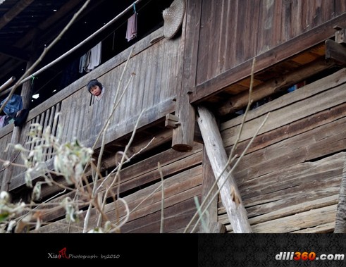 Ԋ��ǭ�|�ϣ�һ��ɽˮһ���ˣ��M�D��