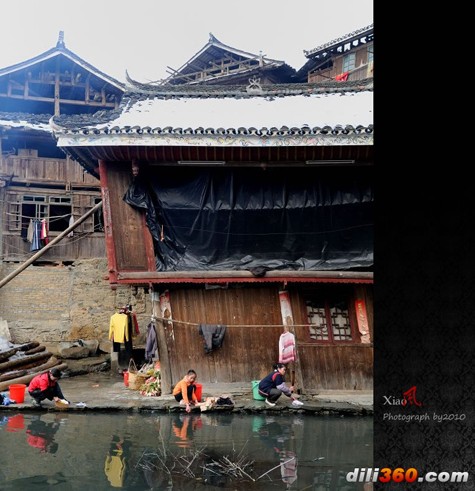 Ԋ��ǭ�|�ϣ�һ��ɽˮһ���ˣ��M�D��