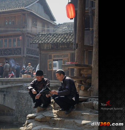 Ԋ��ǭ�|�ϣ�һ��ɽˮһ���ˣ��M�D��