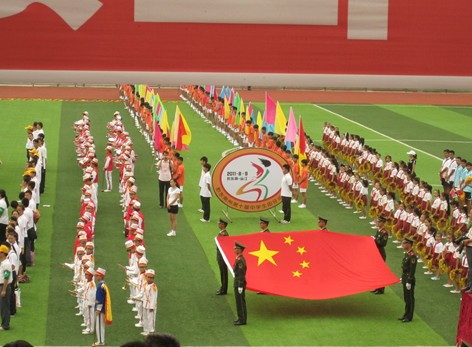 ���ݵ�ʮ���ЌW(xu��)����\�ӕ��ڏĽ�¡���_Ļ