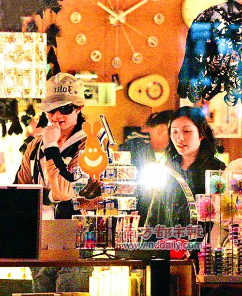 �ž޻��cŮ����17�����KҊ�� ���Օ������