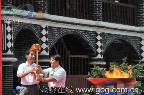 ���\(y��n)��(hu��)��N�ɼ��߻��?zh��n)��f���܃xʽ�����x�e��