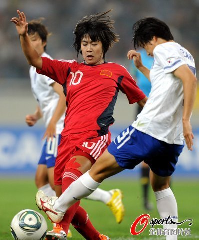 奧預(yù)賽-中國女足0-0戰(zhàn)平韓國 徐媛勁射險(xiǎn)破門