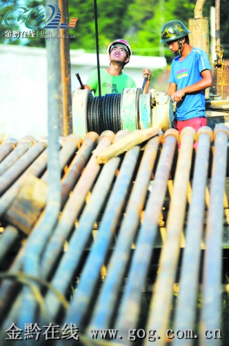 ������Ȫ����������̽�L�����򾮬F(xi��n)��(ch��ng)���M�D��