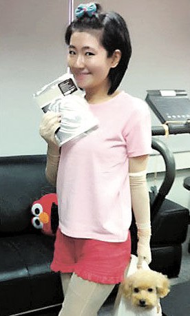 Selina��Hebe�����µ� �������ϱ�δ���ȡЦ