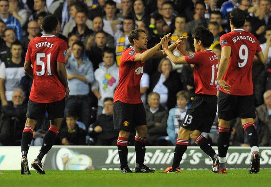 聯(lián)賽杯-曼聯(lián)客場(chǎng)3-0晉級(jí) 歐文兩球吉格斯建功