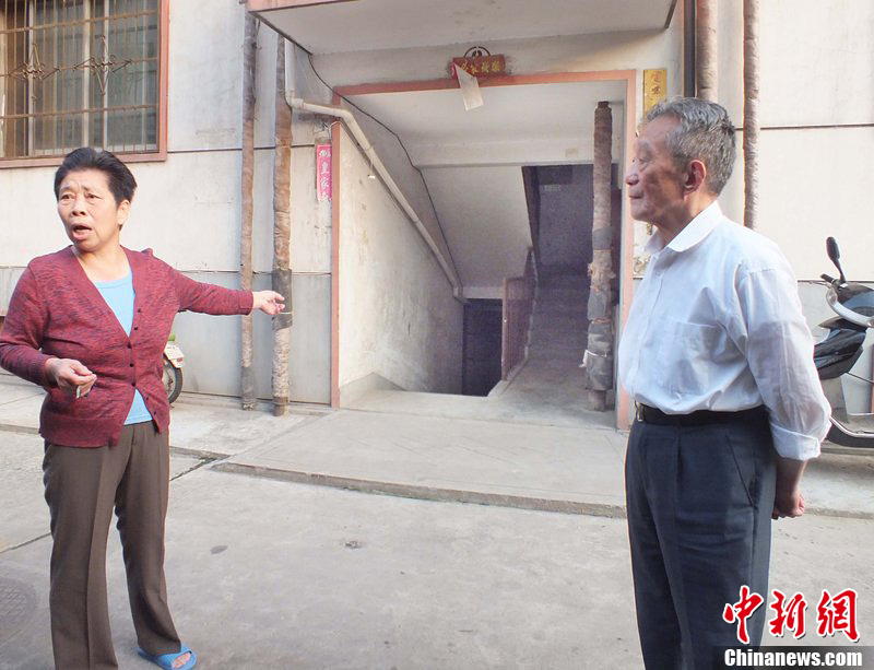 河南洛陽一男子挖地窖囚禁性侵6名歌廳女子