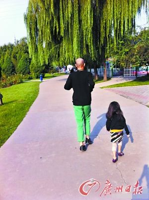 馬伊琍曬文章與女兒照片 回應