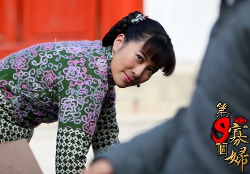 《第九個寡婦》熱拍 葉璇演繹傳奇寡婦悲喜人生