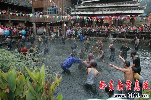 ���r���׻�����d ���d��կ���λ�(�D)