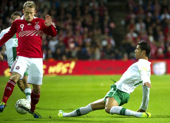 歐預(yù)賽-丹麥晉級2-1葡萄牙 C羅世界波難救主