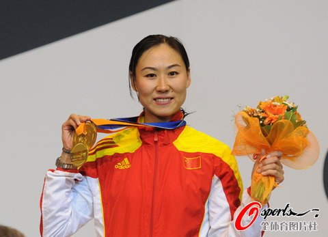 ���\ِŮ�������A�±ȊZ�� �Ї���꠫@�׽�