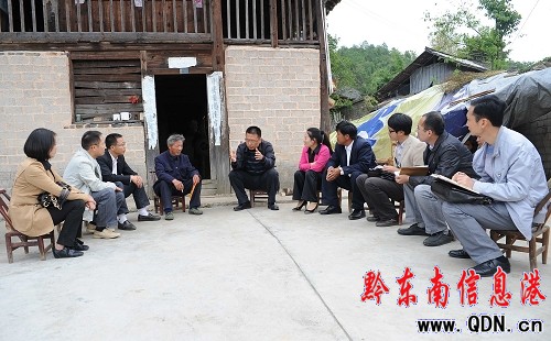 丹寨新任縣委書記張淼深入基層察民情(圖)