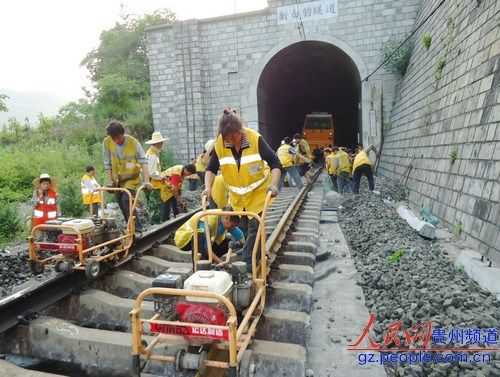 �P��:���������F·�����_�����\��ȫ���D��