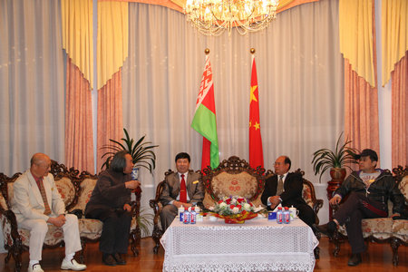 �Ї�ˇ�g�Ҹ��׶��_˹�Ļ������o�����D��