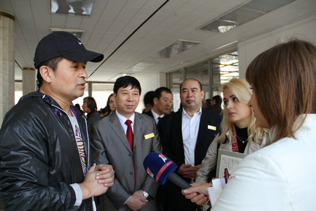 �Ї�ˇ�g�Ҹ��׶��_˹�Ļ������o�����D��