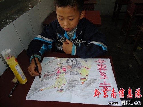 �o����������100����ϵ�л�����M��У�@