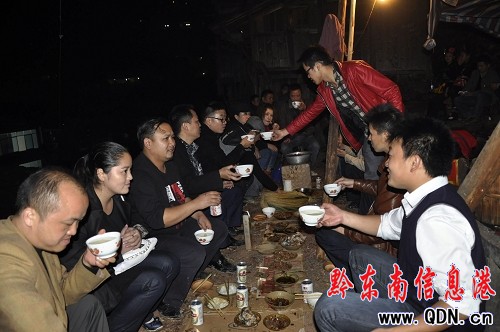 腳猛苗寨打響雷山鼓藏節“第一炮”