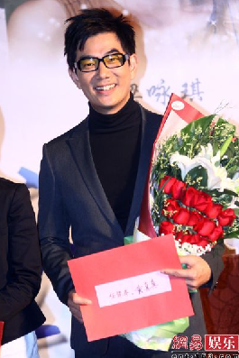 ���A��֮�I����ǰ��ӳ �ܶ�������������t�R