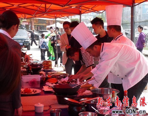 我州舉辦優勢特色農產品展銷暨萬人品茗活動