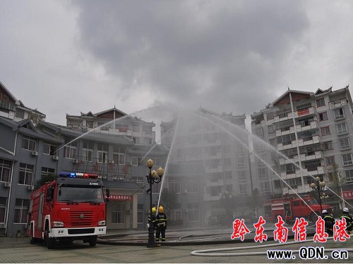 全州各地舉行“119”消防活動日應急救援演練