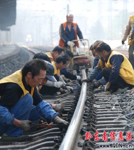 �P���F·������ɽ�^(q��)�F·��ȫӭ���\���D��