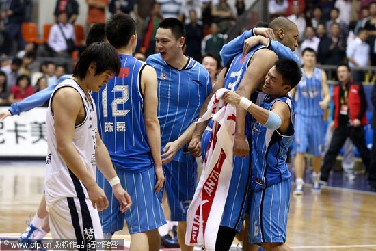 莫里斯26+21馬布里24分 北京加時擒東莞4連勝