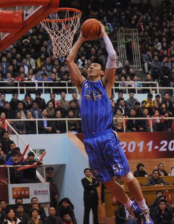 北京擒八一17年客場(chǎng)首勝 取八連勝平隊(duì)史紀(jì)錄