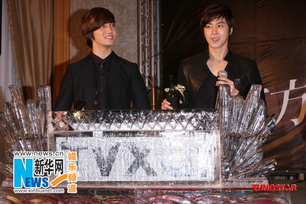 �|���������L���_ �����ٝ��־��:����Ư��