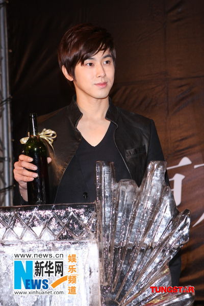 �|���������L���_ �����ٝ��־��:����Ư��