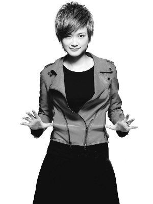 娛樂圈青年富豪榜出爐 李宇春年收5110萬居首