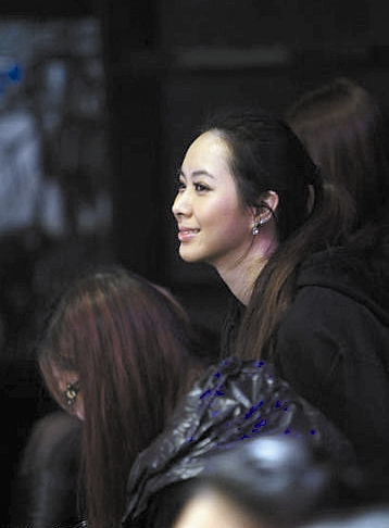 歐弟重回《天天向上》與臺(tái)下女友眼神傳情(圖)