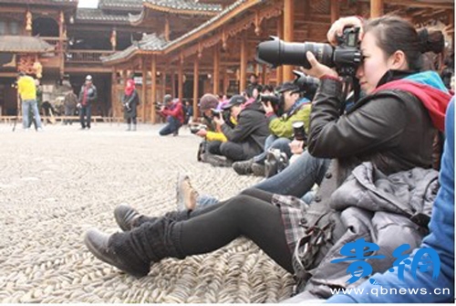 “中華旅游名博貴州行”走進西江千戶苗寨