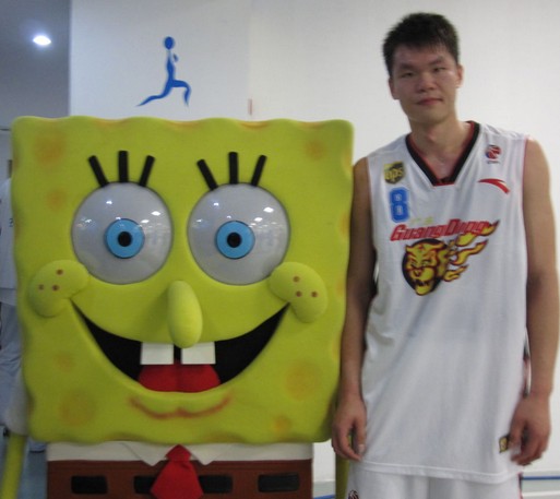 朱芳雨再度出席發布會:等破萬分時我會再來