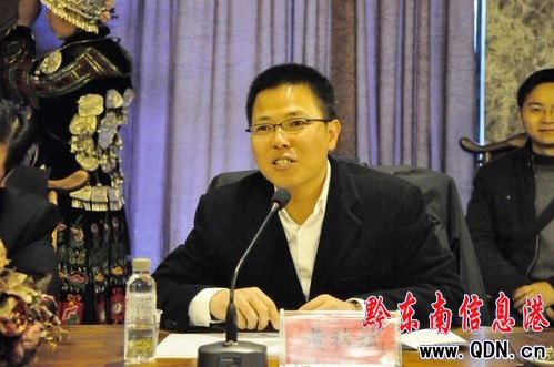 ǭ�|�����Q�״��M�ƽ���������e�У��D��