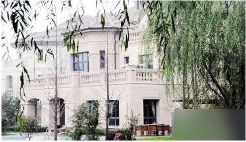 ��俱���ǧ�f�e�����ع� ��įŮ����ס���A���g