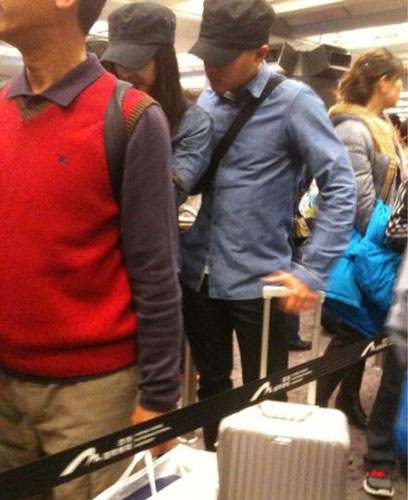 �������y�����۷��� ����Hñ�N���oŮ��