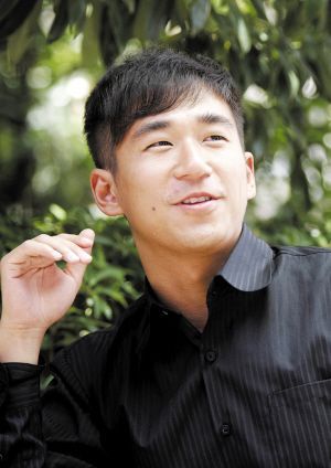 張默生母緊急赴京 稱兒子考入中戲全靠真才實學