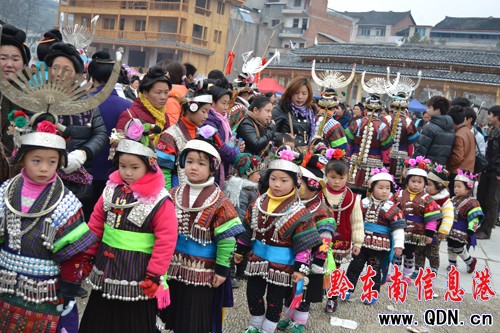 ����ͬ���vʷ��̖(h��o) ����Ϣ �����������D��