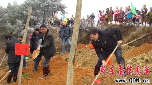 �������J�Ϲ��Nֲ��ʥ�֡���������e��(�D)