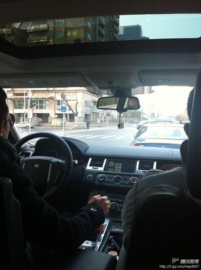 微訊:馬伊琍文章陪自閉童出游 愛心獲網(wǎng)友力捧