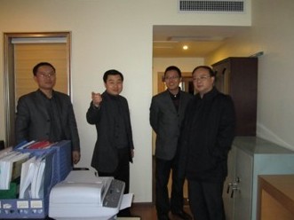 �ݼoί��ӛ���ď��������L�S�����Ͷ�Y���M���{��