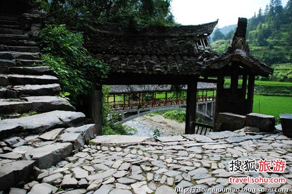 �ʵ���կ 12���r·��醱M����L�飨�D��