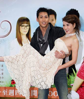 與大其15歲女星拍床戲感慨:如佛跳墻 料好實在