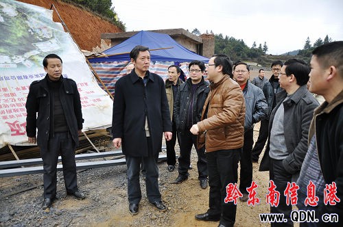 石干昌率隊督查黃平縣“開門紅”工作(組圖)