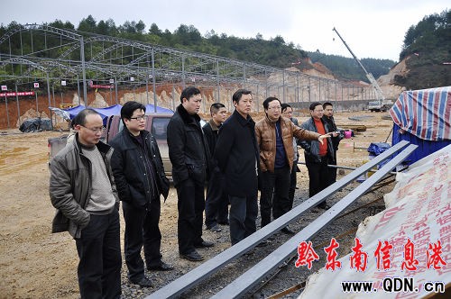 石干昌率隊督查黃平縣“開門紅”工作(組圖)