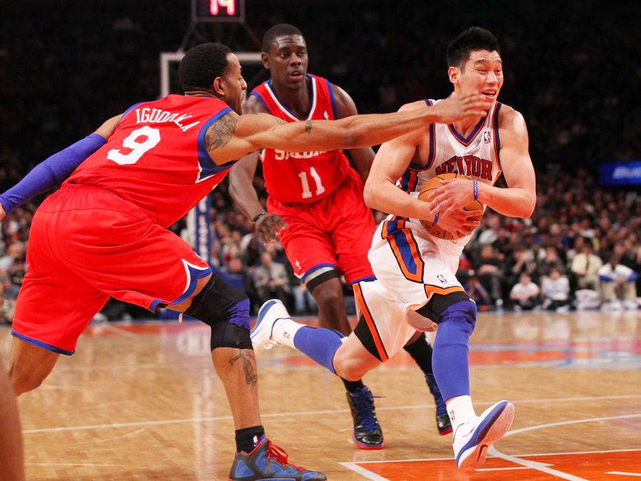 2012��3��12�գ�2011-2012ِ��NBA��Ҏِ�����˹94-106ؓ��76�ˡ��D���֕�����ͻ�����_���ķ��ء�