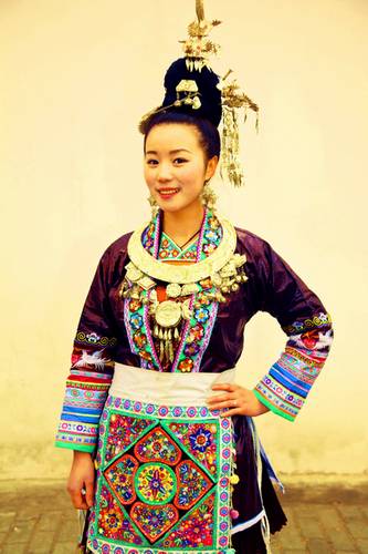 侗族大歌《巖洞之歌》 帶著琵琶出走貴州(圖)